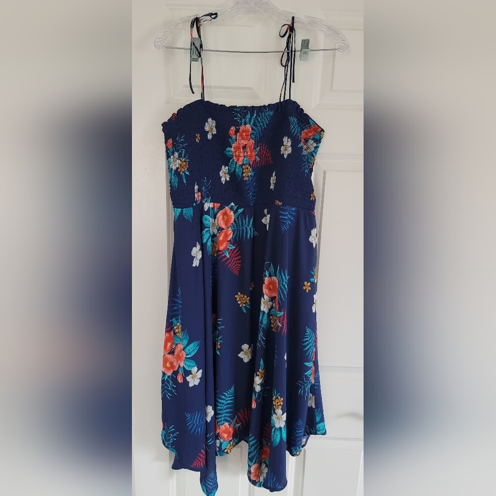 Women's Express Strapless Dress